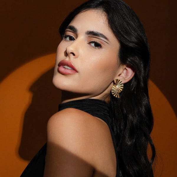 Brincos para festa em semijoia: como escolher o modelo ideal - Selet Joias