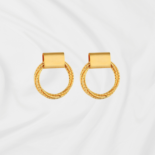 Brinco argolas douradas com zircônias premium, banho de ouro 18k