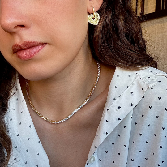 Detalhe das zircônias cravadas do colar mini riviera banho ouro 18k ou ródio