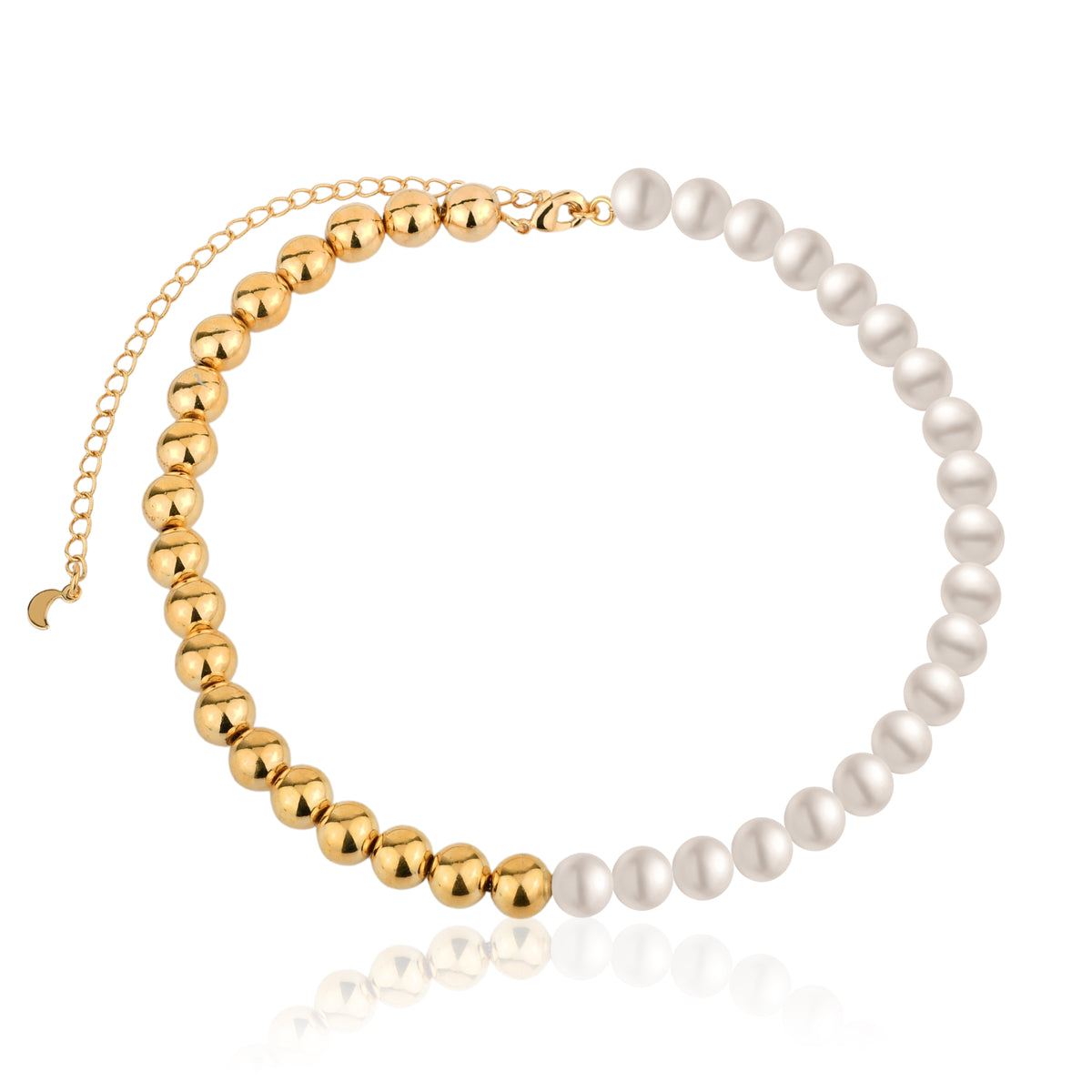 Choker metade pérola banho ouro 18k com esferas douradas e pérolas brancas