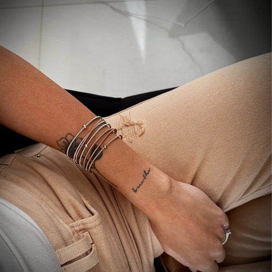 Pulseira Fio com Voltas Bicolor Banho Ouro 18k e Ródio Branco, foto 2