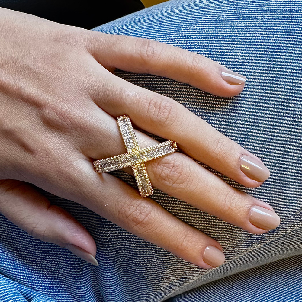 ANEL X ROBUSTO OURO 18K