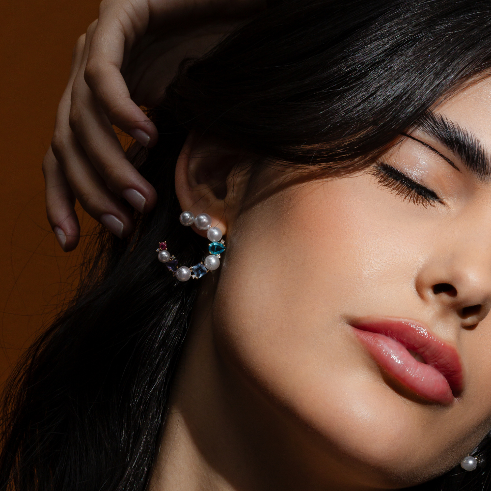 BRINCO PÉROLAS BANHO OURO 18K