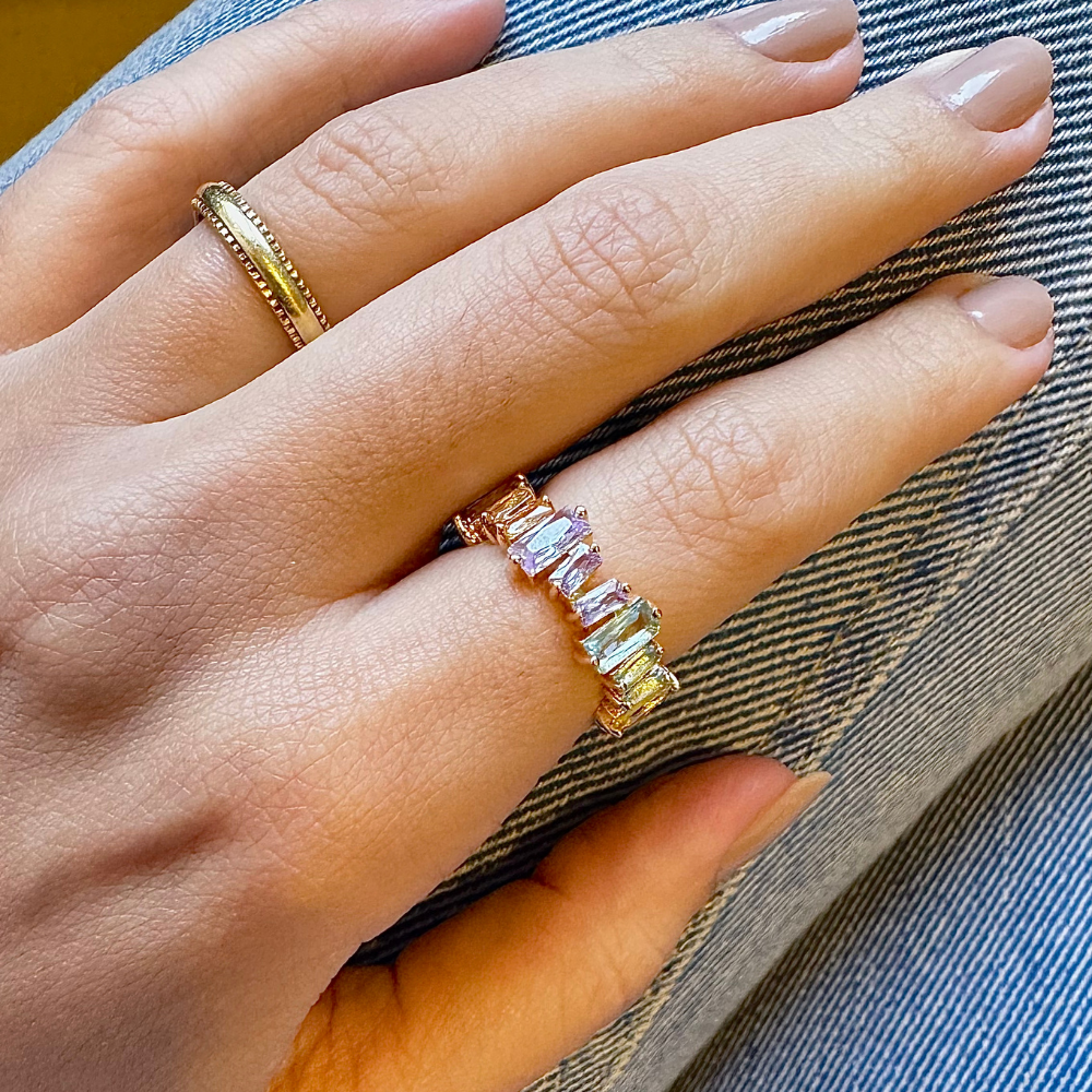 ANEL ZIRCÔNIA IRREGULAR BANHO OURO 18K