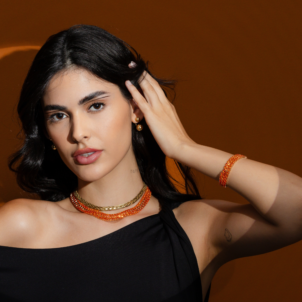 RIVIERA + PULSEIRA LARANJA + BRINCO BOLA