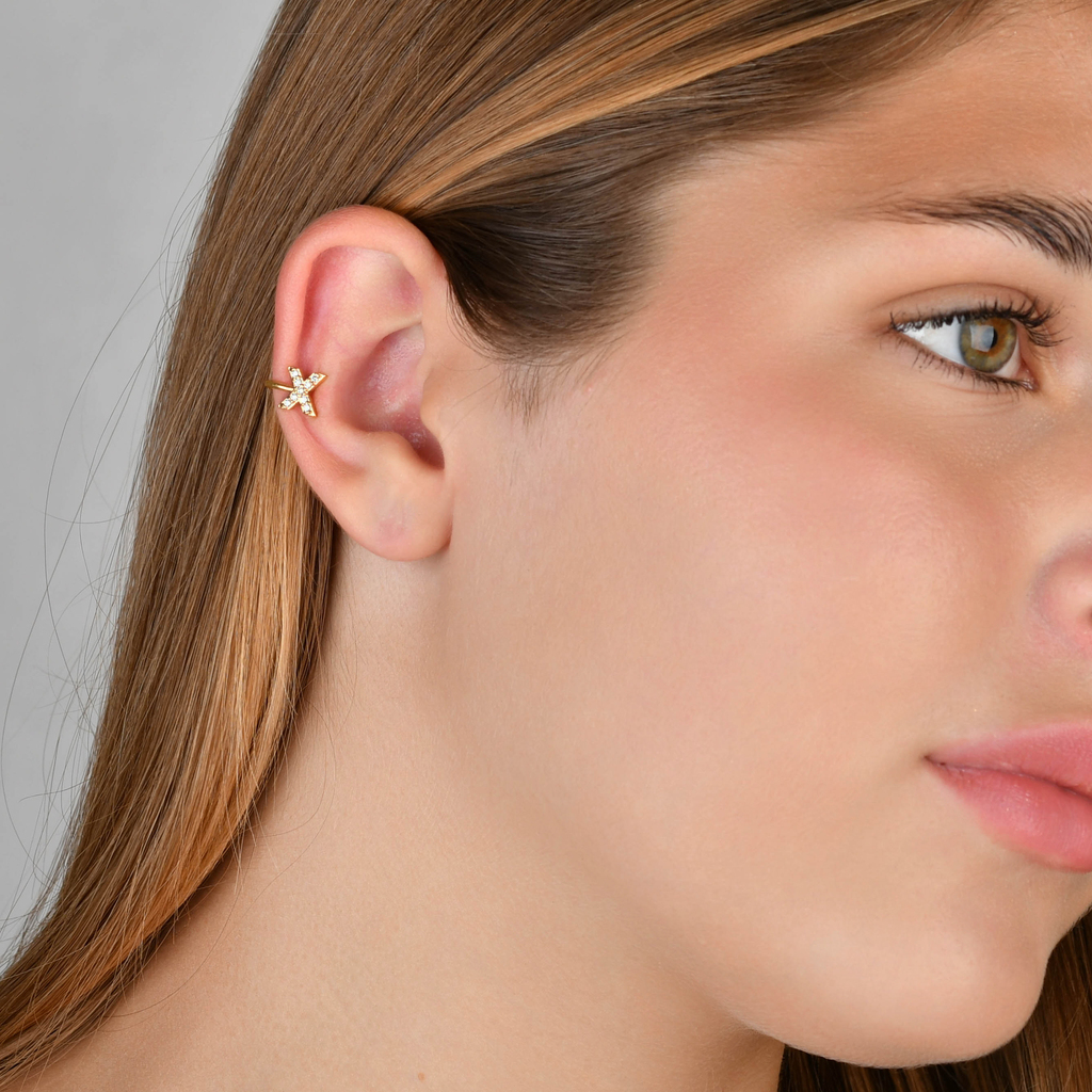 EARCUFF XO BANHO RÓDIO E OURO 18K