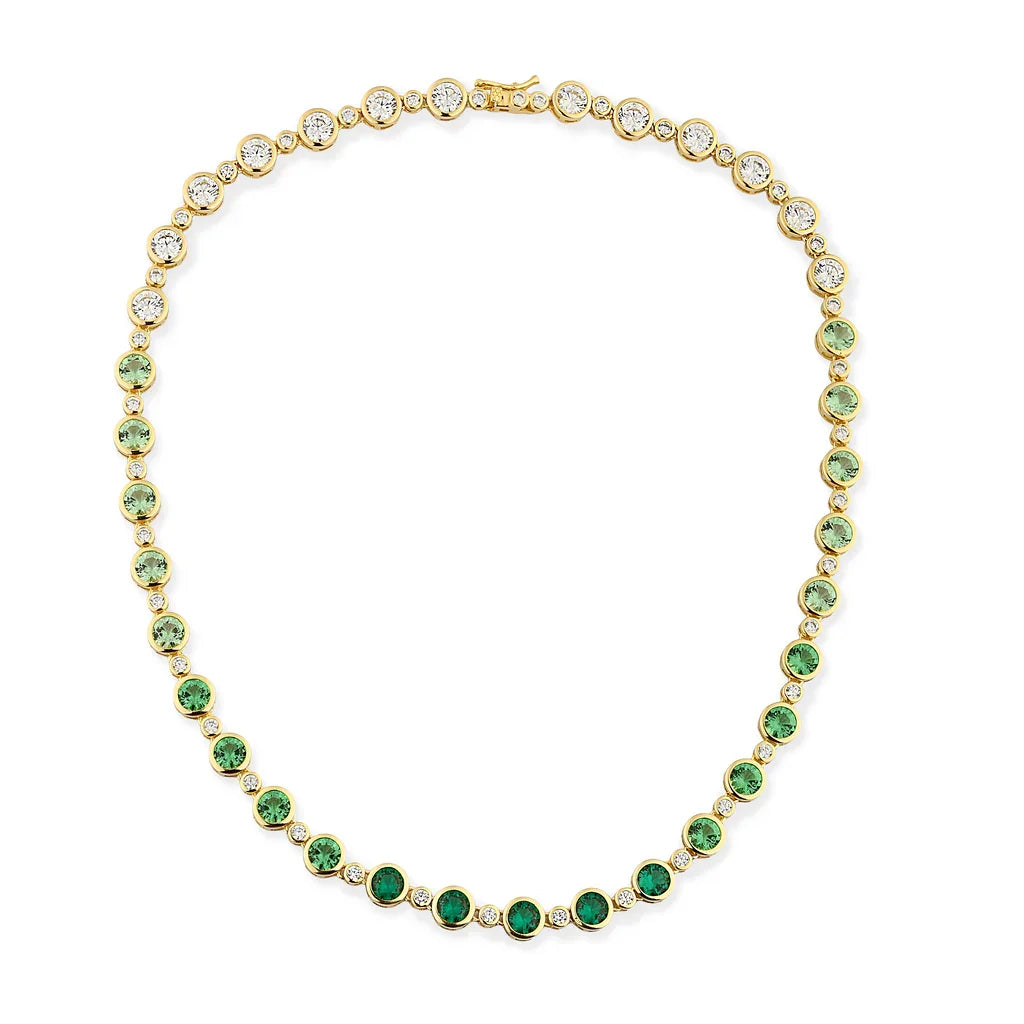 Colar de ouro com esmeraldas e diamantes, joia elegante e sofisticada para ocasiões especiais