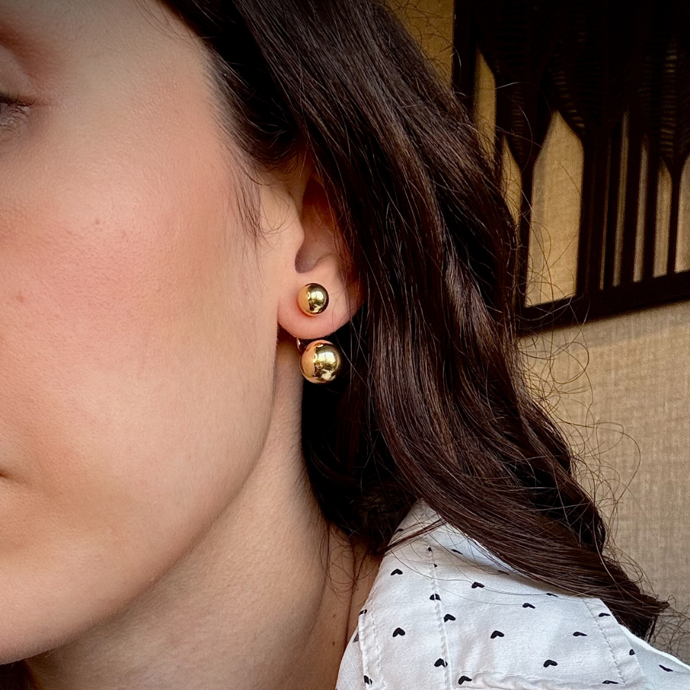 BRINCO BOLA BANHO OURO 18K