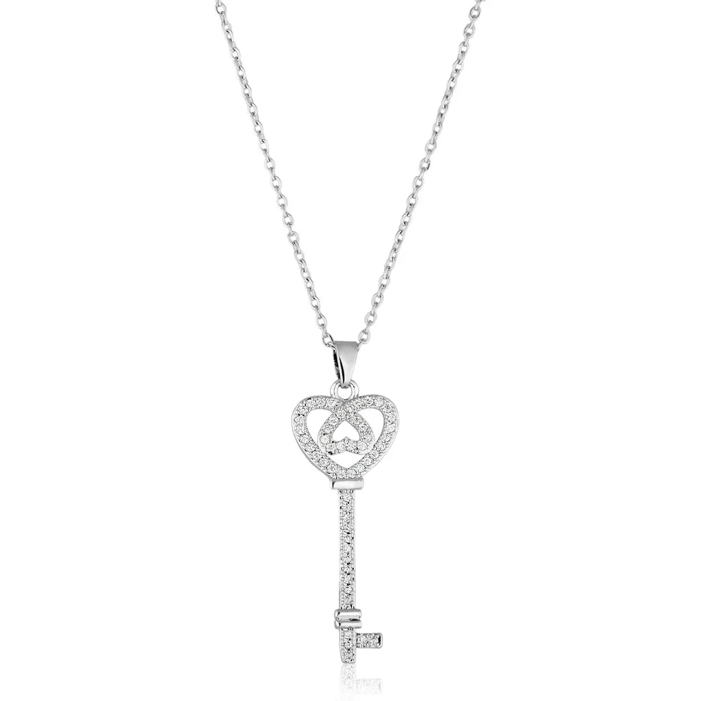 Colar chave com coração cravejado de zircônias, joia elegante e simbólica para presente