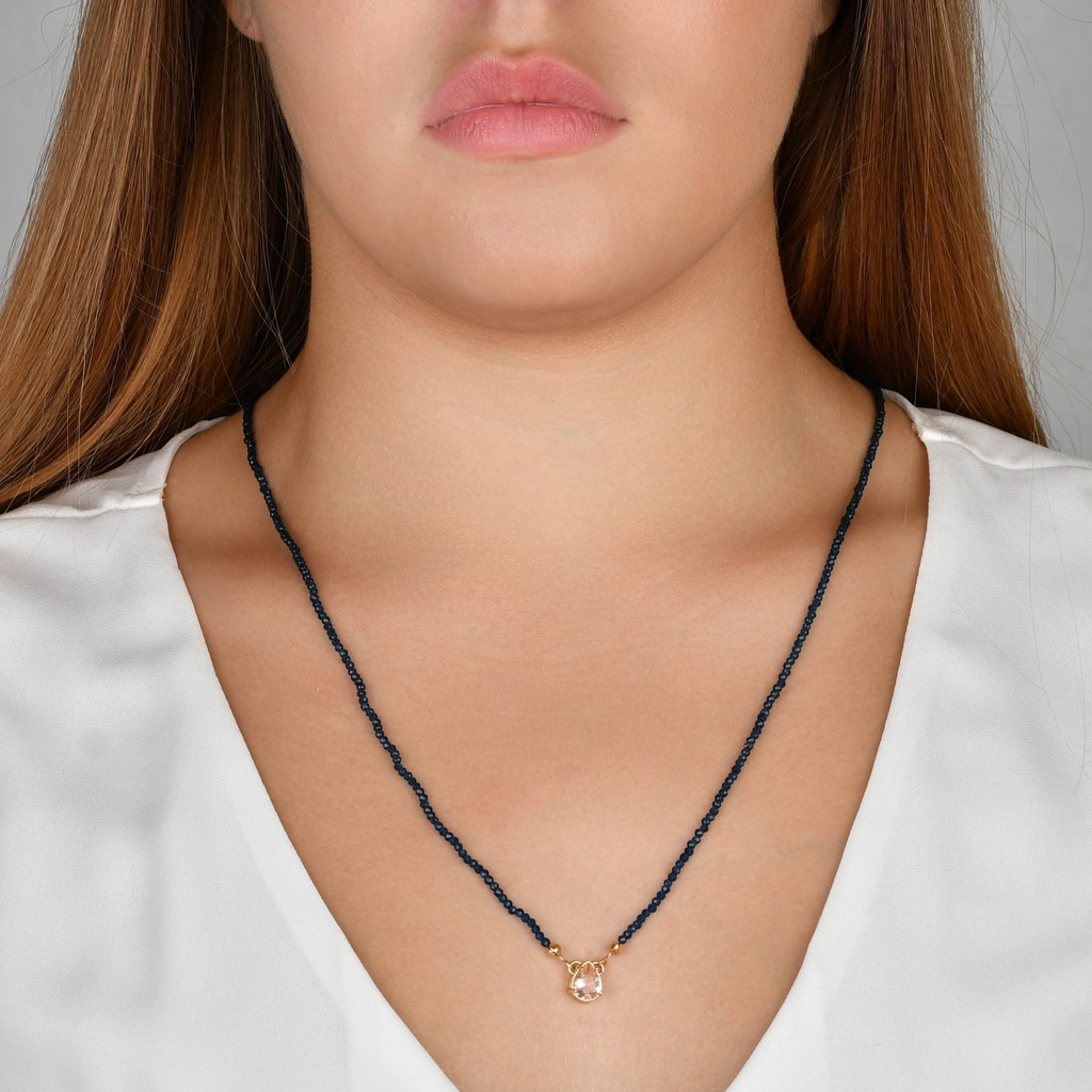 COLAR ESCAPULÁRIO CRISTAIS AZUL COM OLHO E GOTA EM PEDRA ROSA