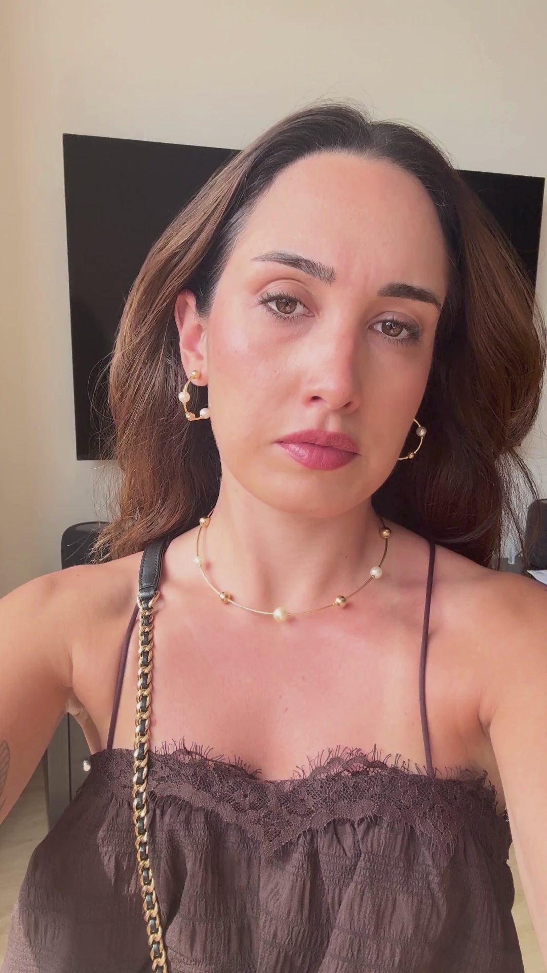 Vídeo Brinco Argola Bola e Pérola Banho Ouro 18k